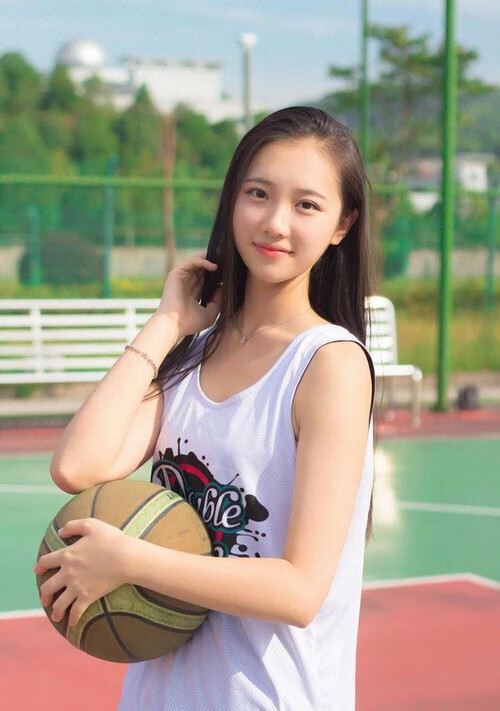 东欧铁骑踏破郁金香,罗马尼亚大胜荷兰,梅西客场引领B组惊天变局